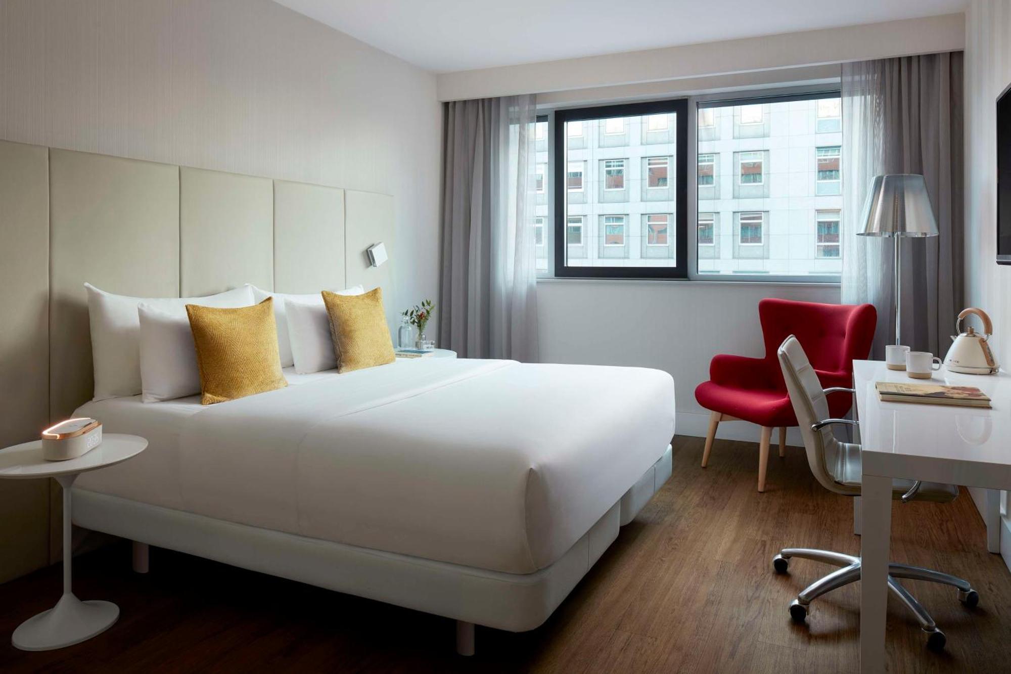 เอ็นเอช คอลเลคชั่น แฟรงค์เฟิร์ต ซิตี้ Hotel Frankfurt am Main ภายนอก รูปภาพ