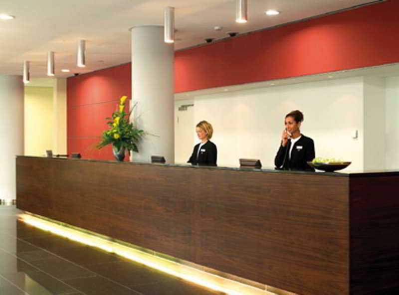 เอ็นเอช คอลเลคชั่น แฟรงค์เฟิร์ต ซิตี้ Hotel Frankfurt am Main ภายนอก รูปภาพ
